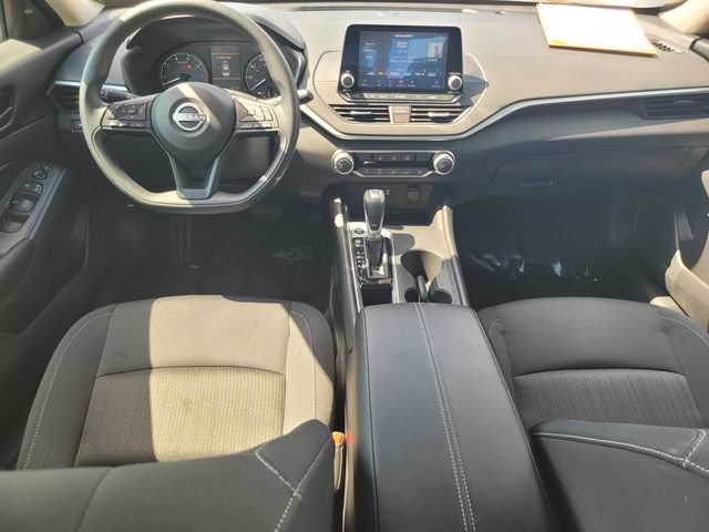 Certified 2025 Nissan Altima 2.5 S FWD image 16