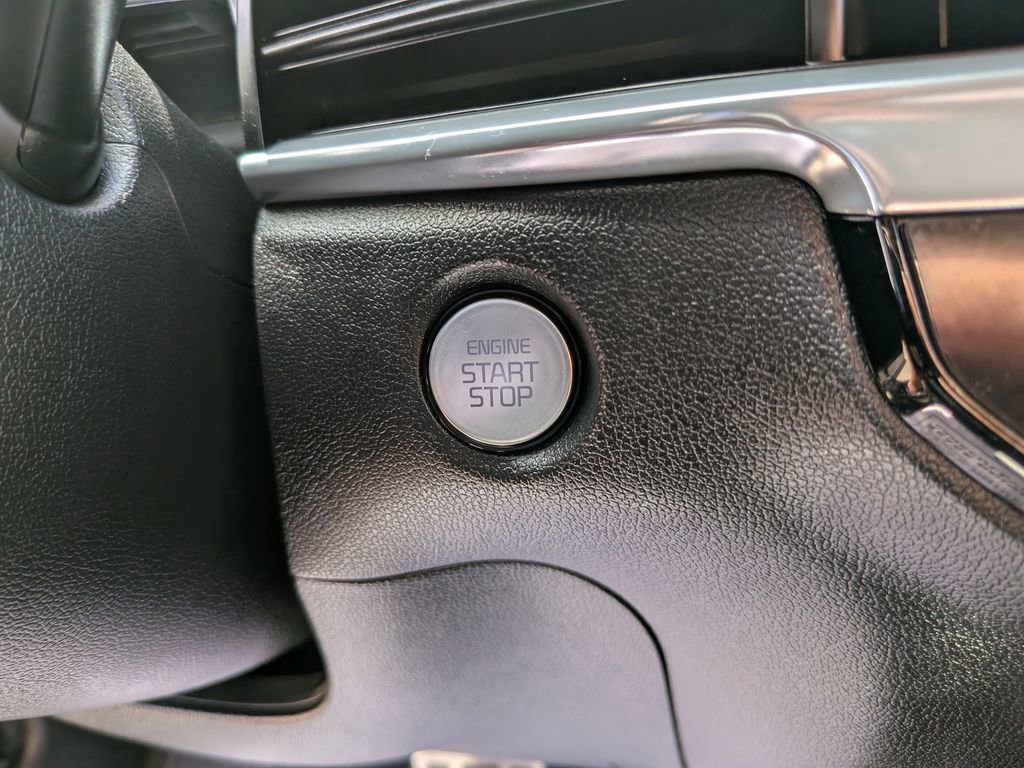 Certified 2026 Kia Sorento SX AWD/4WD image 31