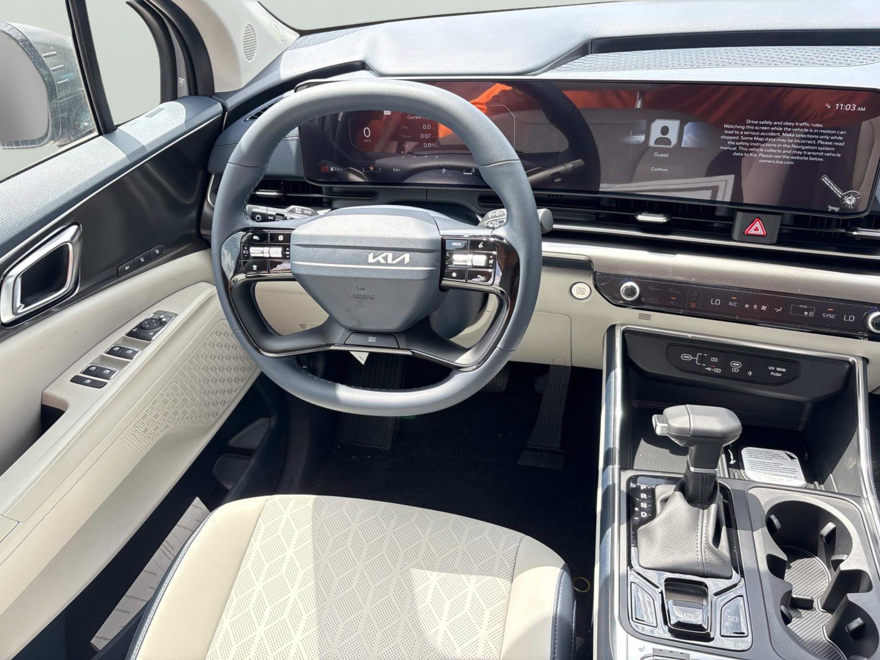 New 2027 Kia Carnival SX w/ Dark Edition Package FWD image 14