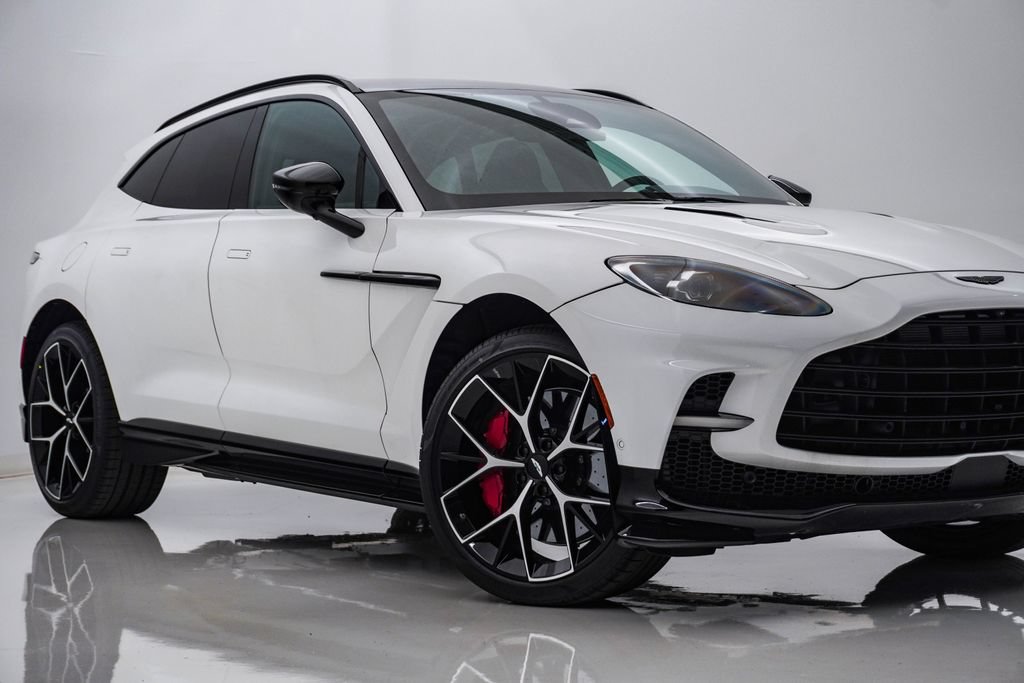 New 2026 Aston Martin DBX 707 AWD/4WD image 2