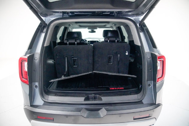 Used 2021 GMC Acadia SLT w/ Trailering Package AWD/4WD image 12
