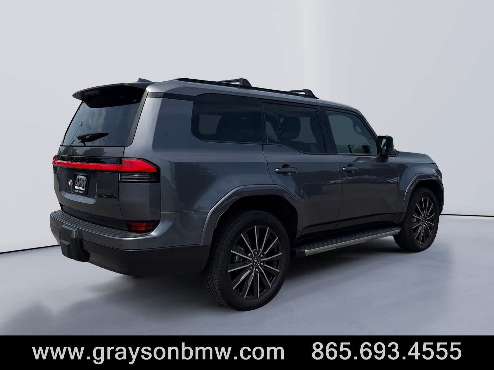 Used 2024 Lexus GX 550 w/ Accessory Package (2T) AWD/4WD image 3