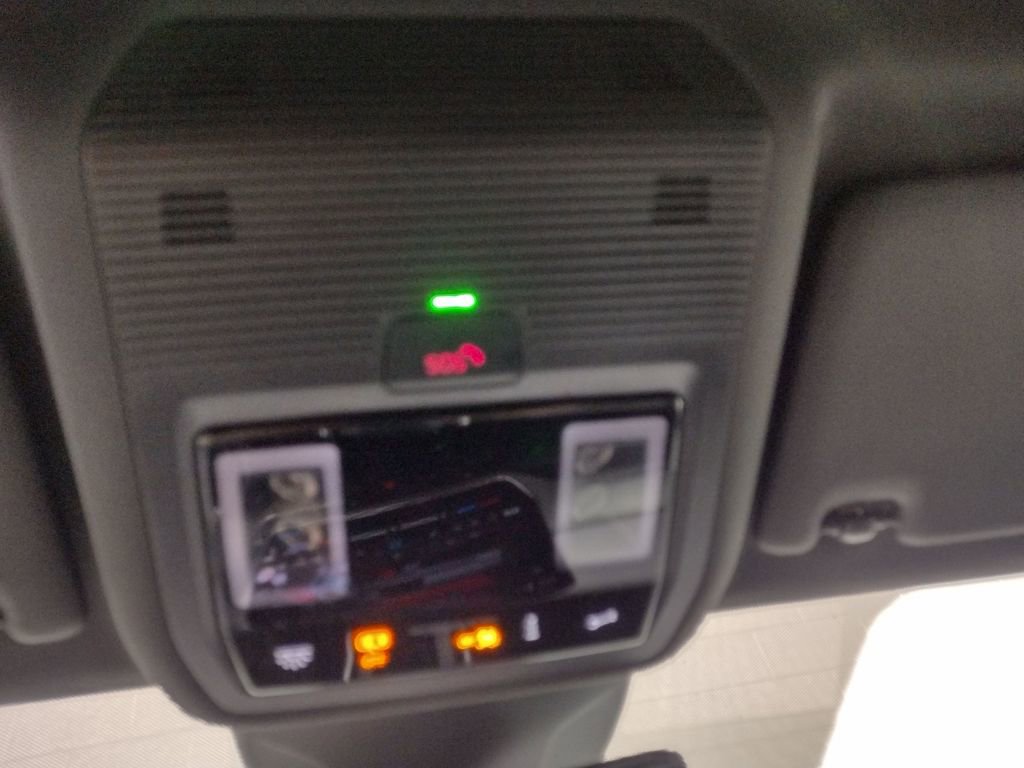 New 2026 Volkswagen ID.4 Pro image 28