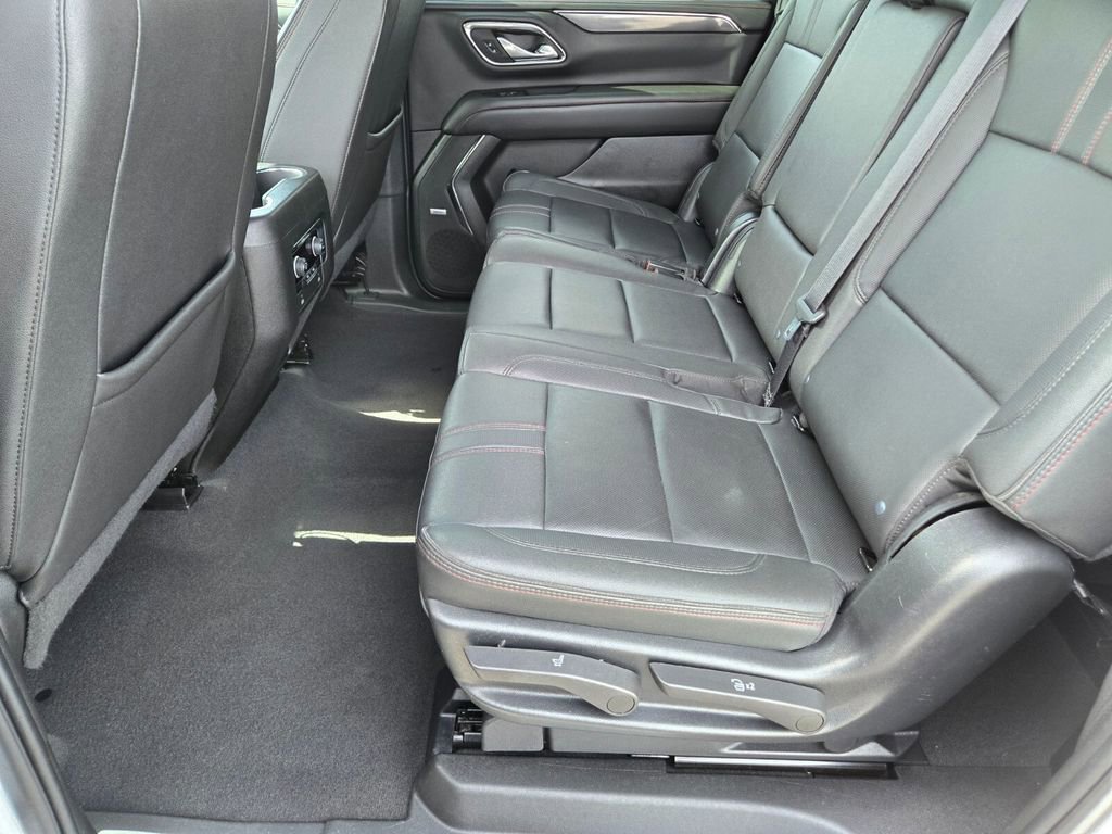 Used 2023 Chevrolet Suburban RST AWD/4WD image 13