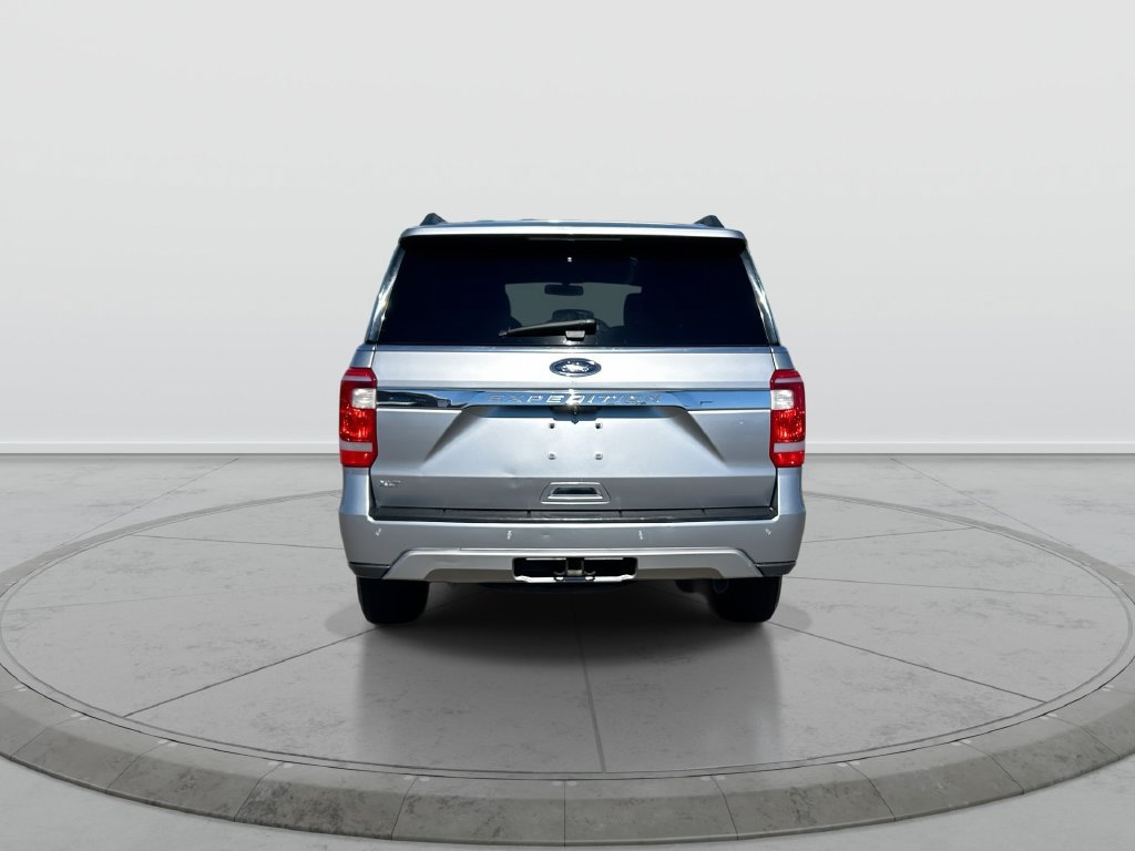 Used 2020 Ford Expedition XLT w/ Equipment Group 201A RWD image 7