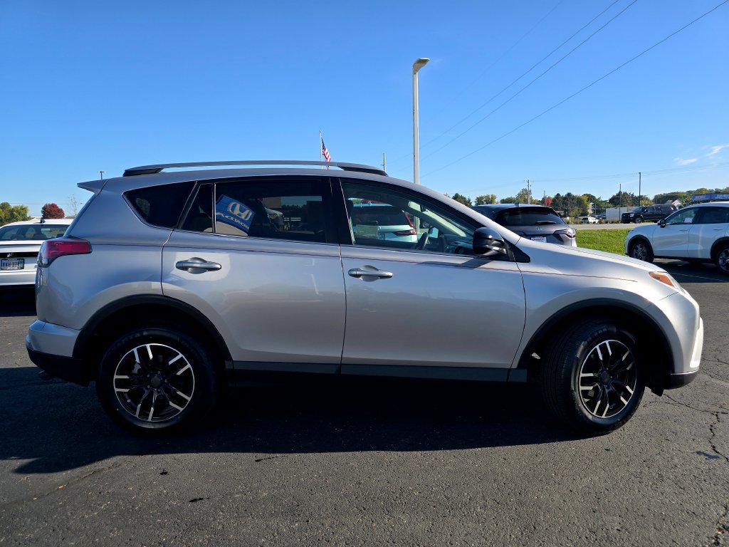 Used 2017 Toyota RAV4 LE w/ All Weather Liner Package AWD/4WD image 9