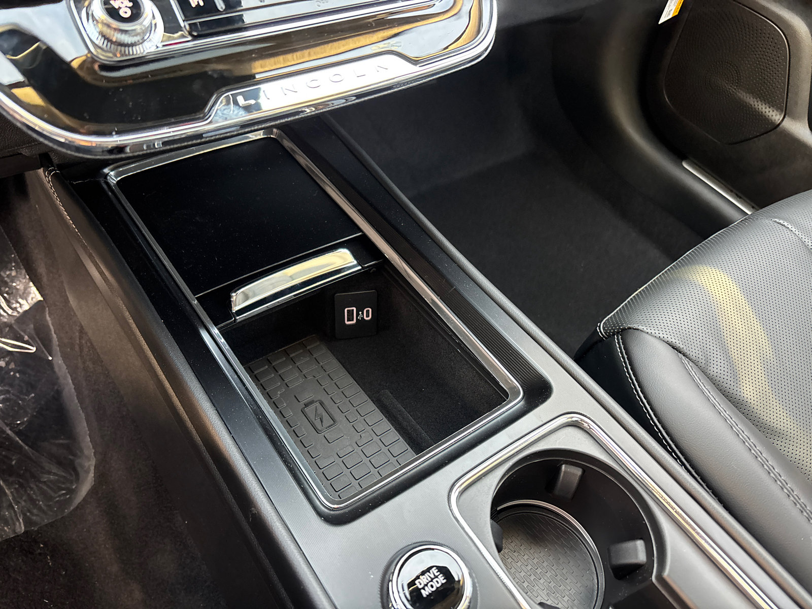 New 2026 Lincoln Corsair Premiere image 23