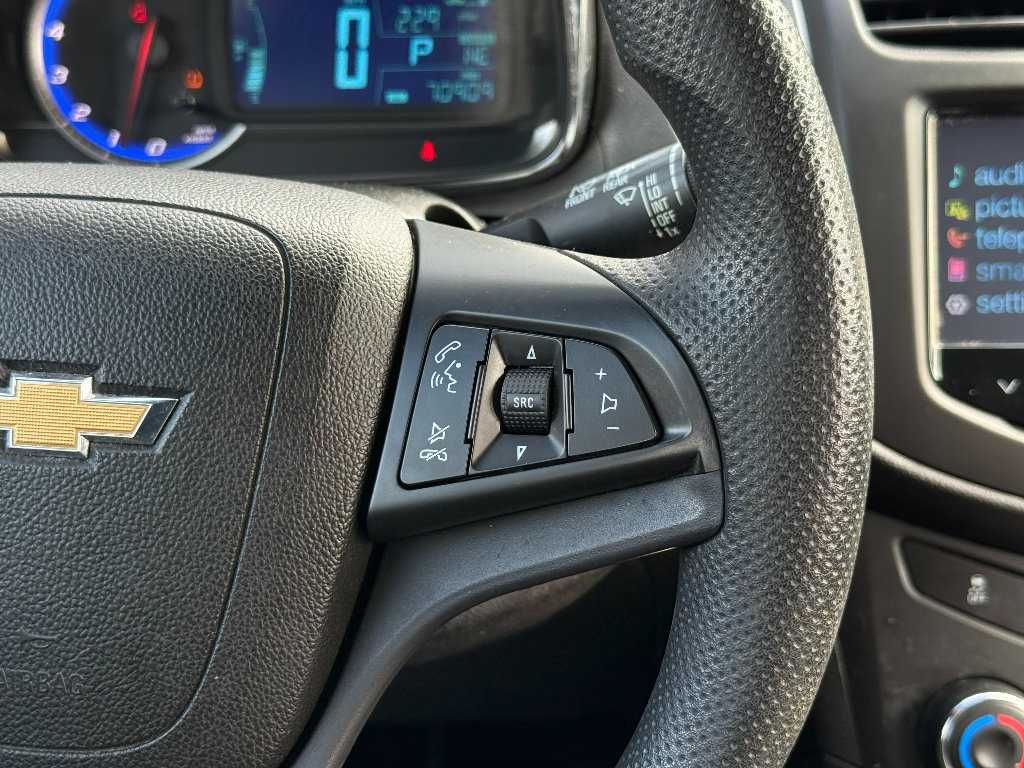 Used 2016 Chevrolet Trax LS image 33