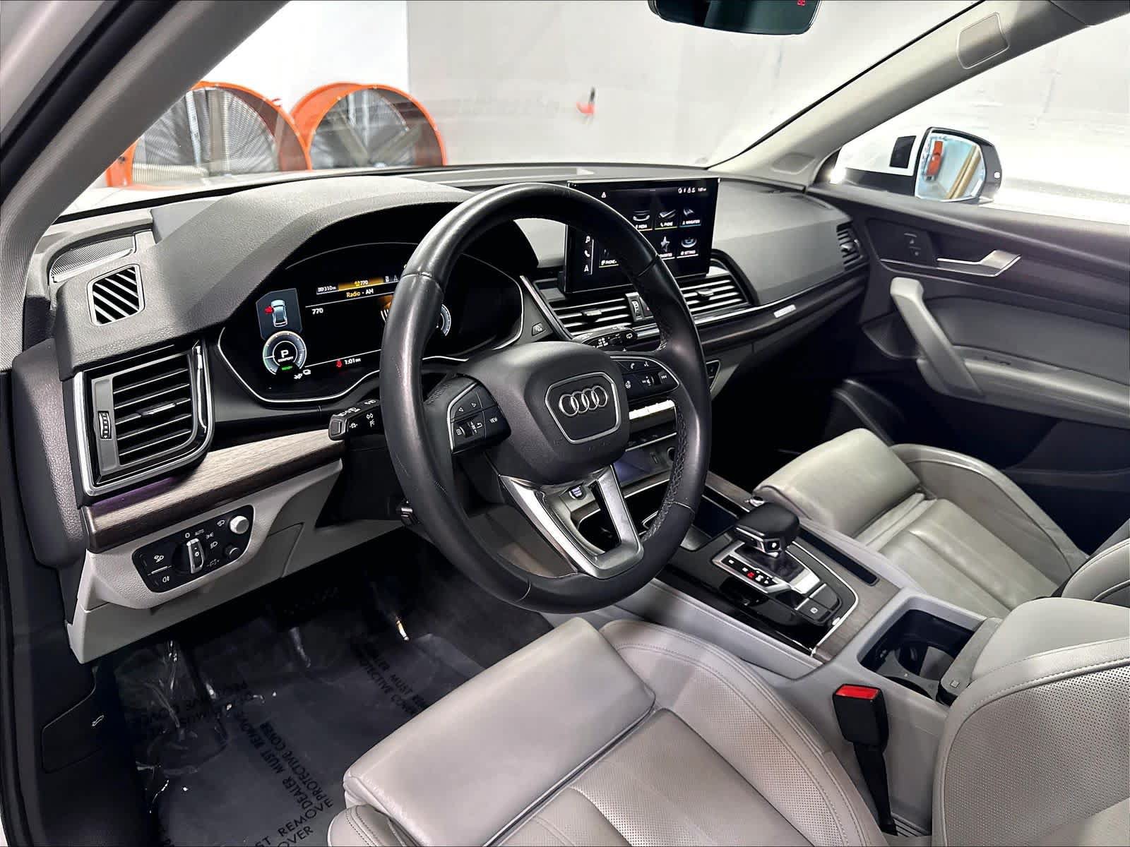 Used 2022 Audi Q5 e Prestige w/ Prestige Package AWD/4WD image 15