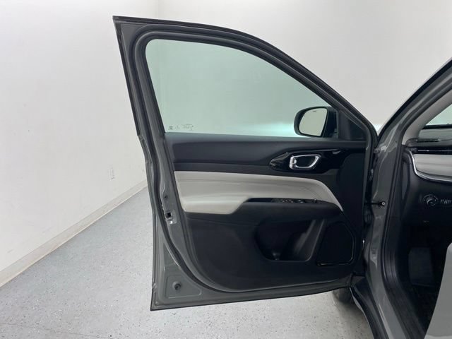 Used 2022 Jeep Compass Limited AWD/4WD image 27