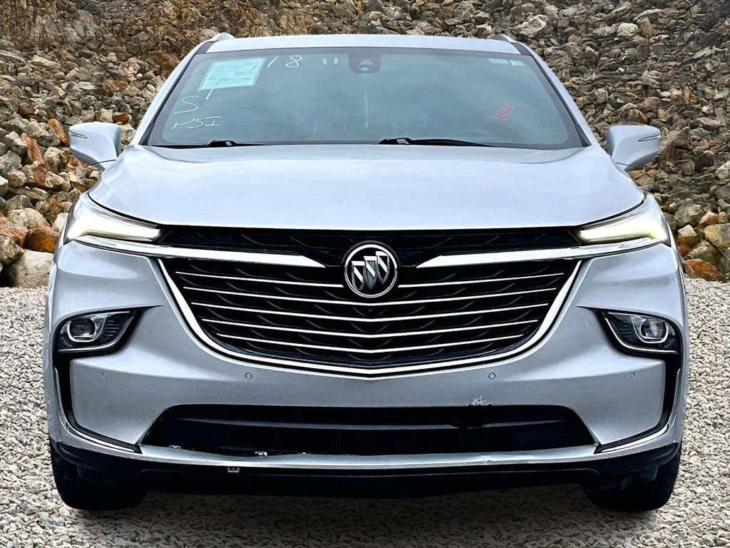 Used 2022 Buick Enclave Premium image 3