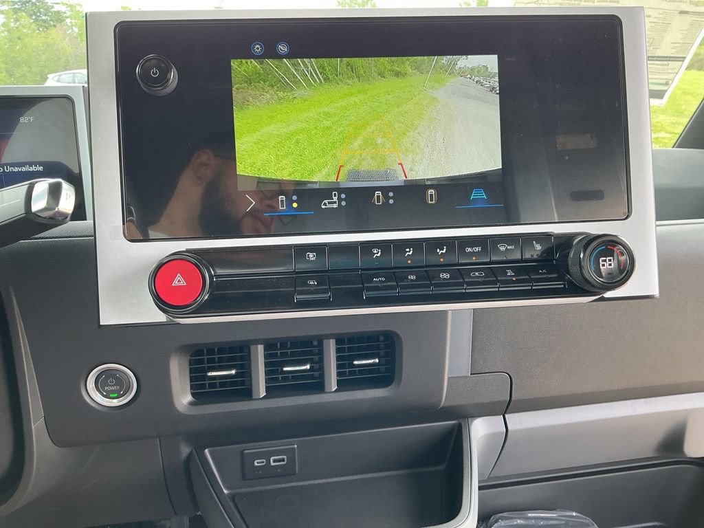 New 2025 Chevrolet Brightdrop 600 AWD/4WD image 12