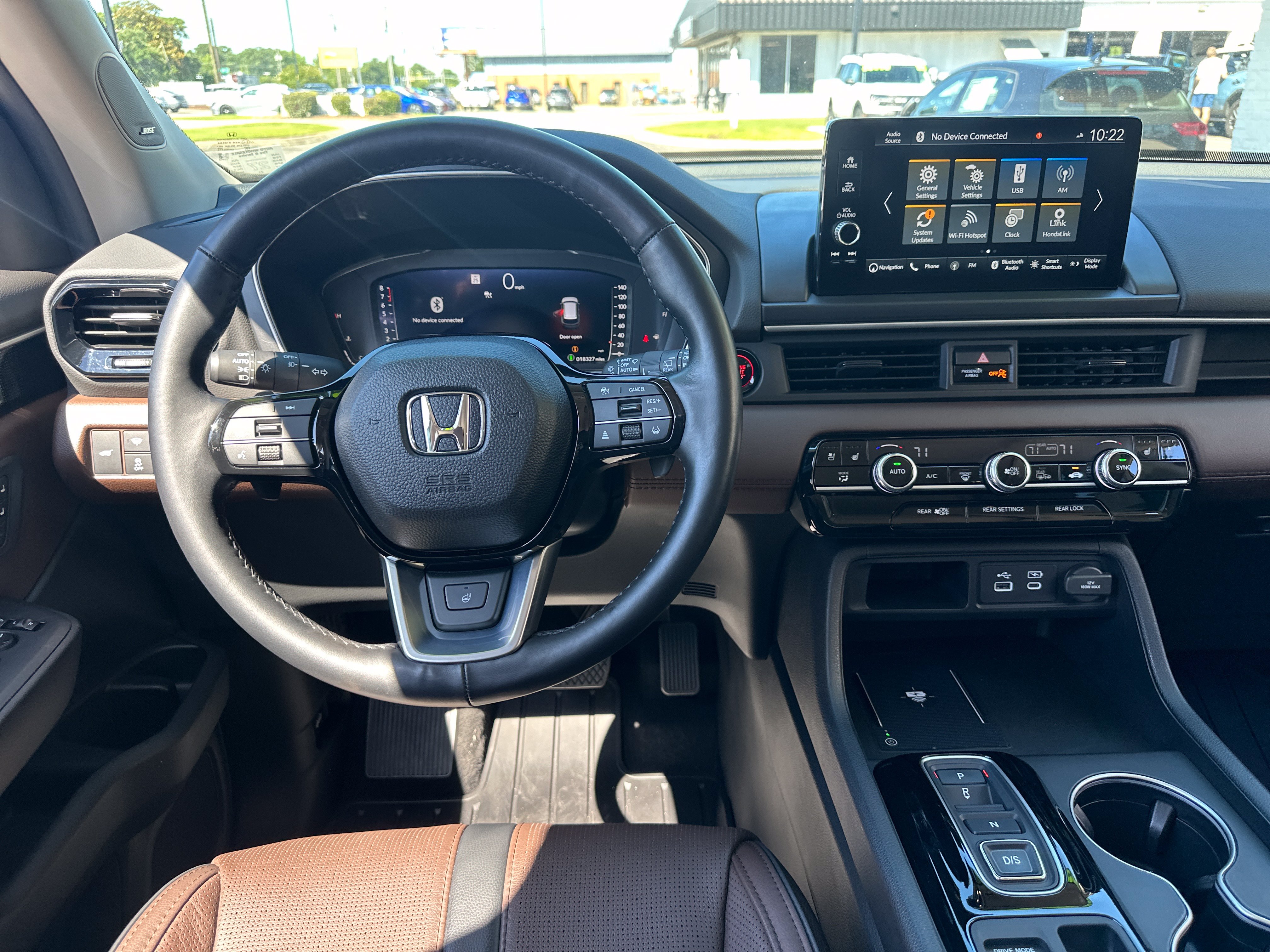 Used 2025 Honda Pilot Elite image 15