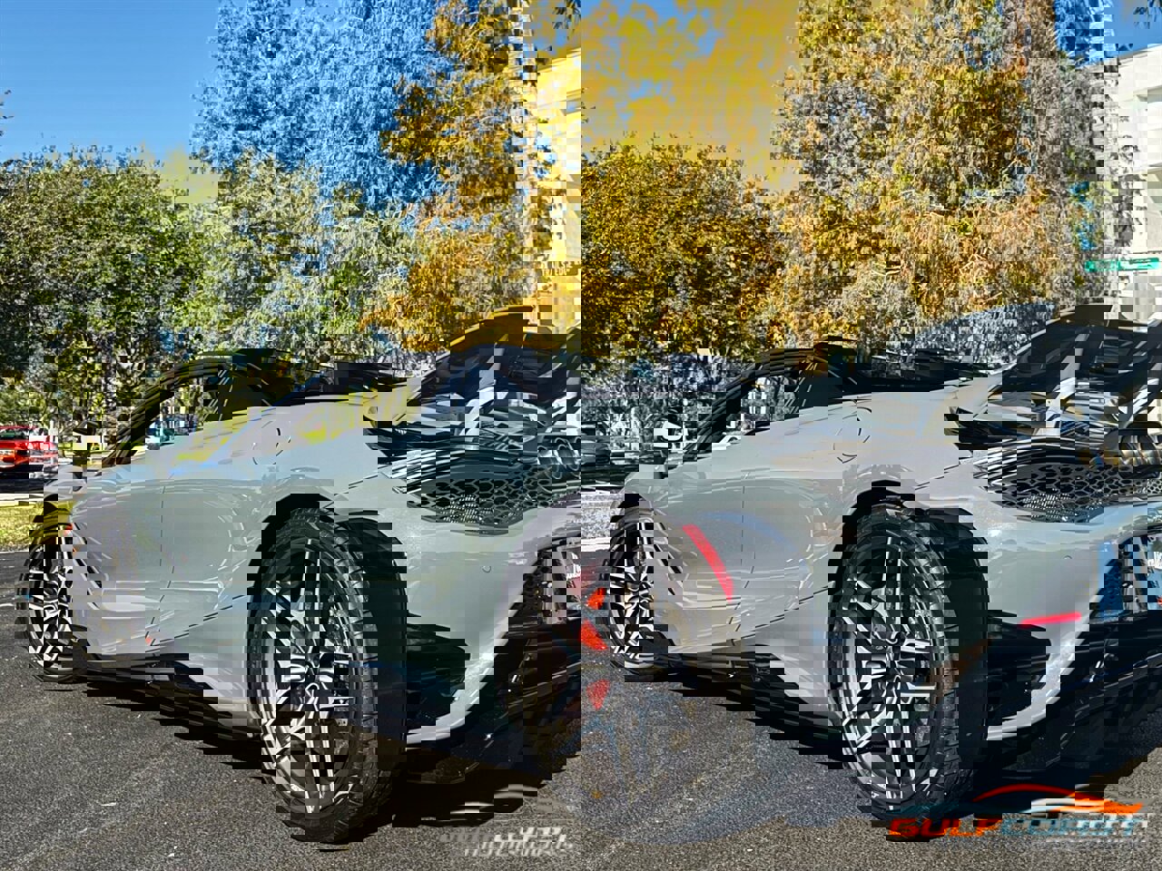 Used 2022 McLaren 765LT image 45