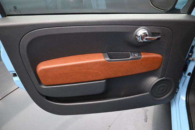 Used 2017 FIAT 500 Lounge FWD image 10