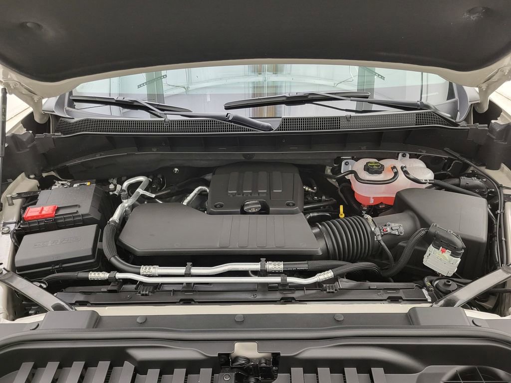 New 2026 Chevrolet Silverado 1500 Custom w/ LPO, Dark Essentials Package image 44