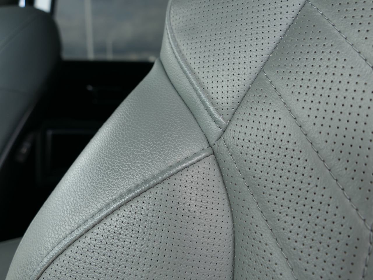 Certified 2023 Kia Telluride EX X-Line image 12