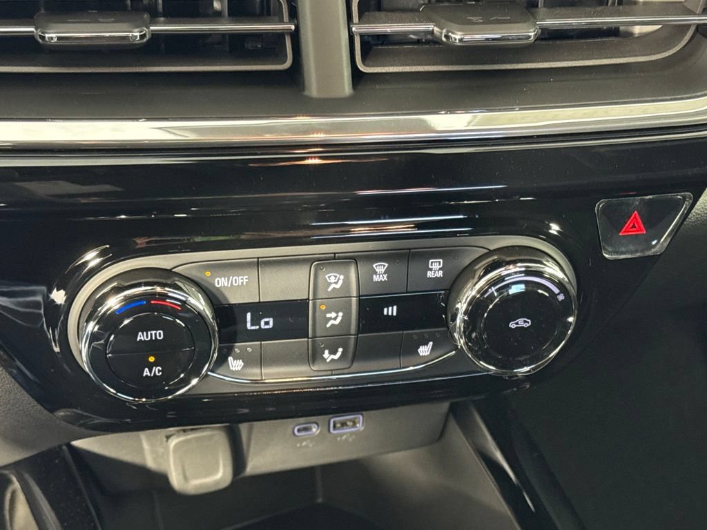 New 2026 Chevrolet Trax RS w/ Driver Confidence Package FWD image 17