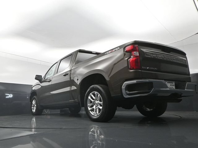 Used 2023 Chevrolet Silverado 1500 LT AWD/4WD image 29