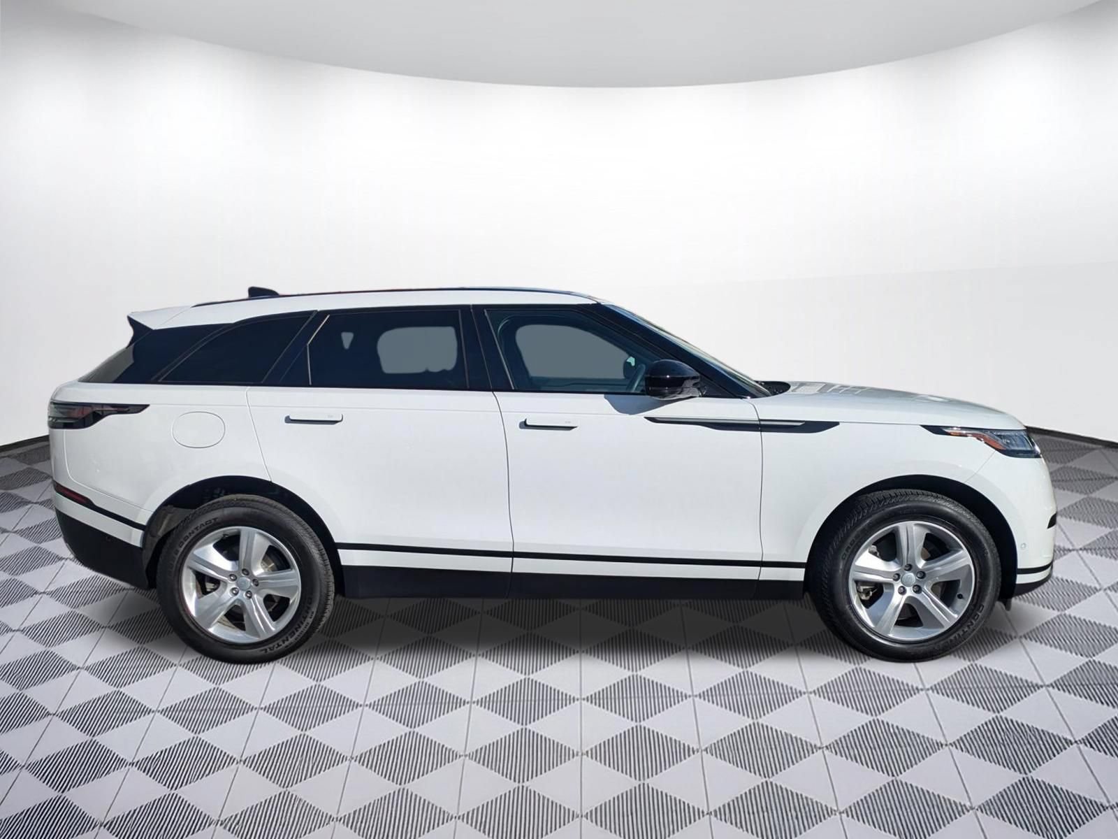 Used 2026 Land Rover Range Rover Velar S AWD/4WD image 4
