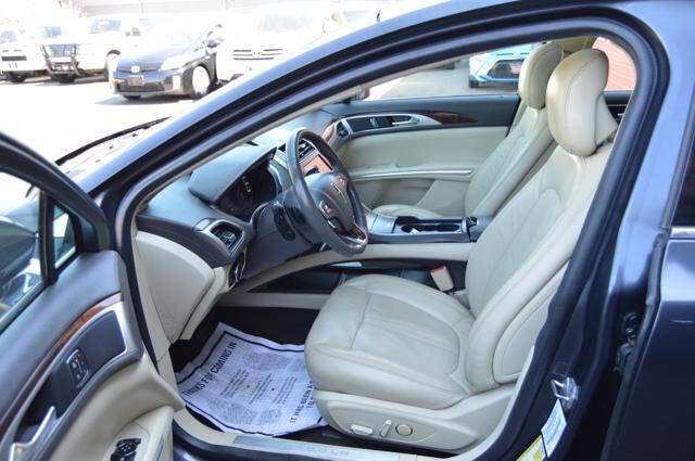 Used 2014 Lincoln MKZ AWD w/ Equipment Group 102A Reserve image 38
