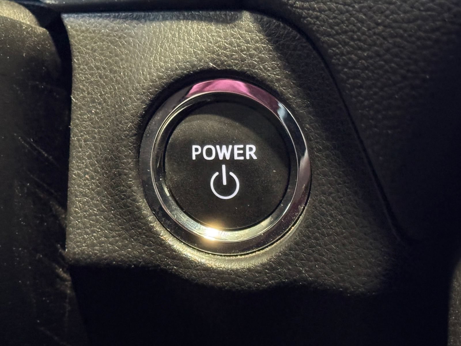 Used 2024 Toyota RAV4 SE AWD/4WD image 24