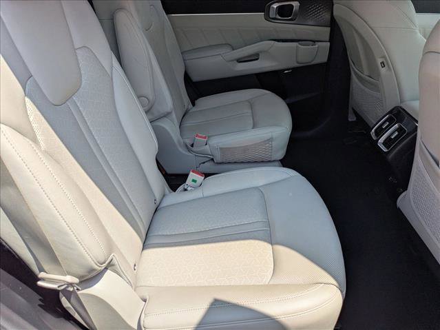 Used 2022 Kia Sorento SX Prestige image 19