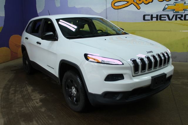 Used 2014 Jeep Cherokee Sport w/ Cold Weather Group image 4