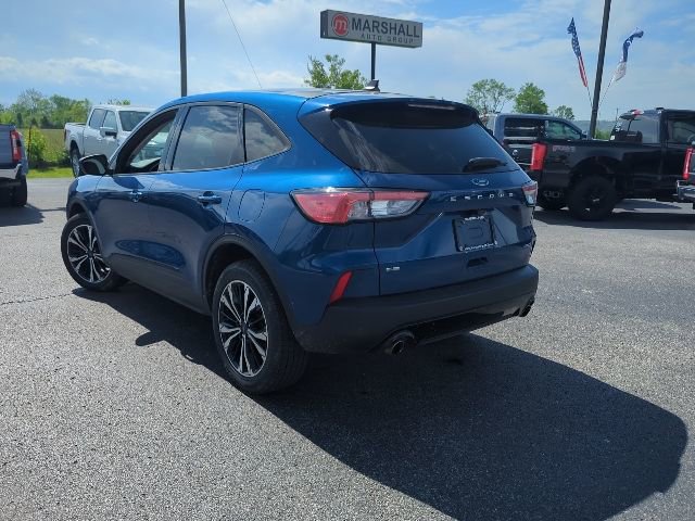 Used 2022 Ford Escape SE w/ SE Sport Appearance Package image 10
