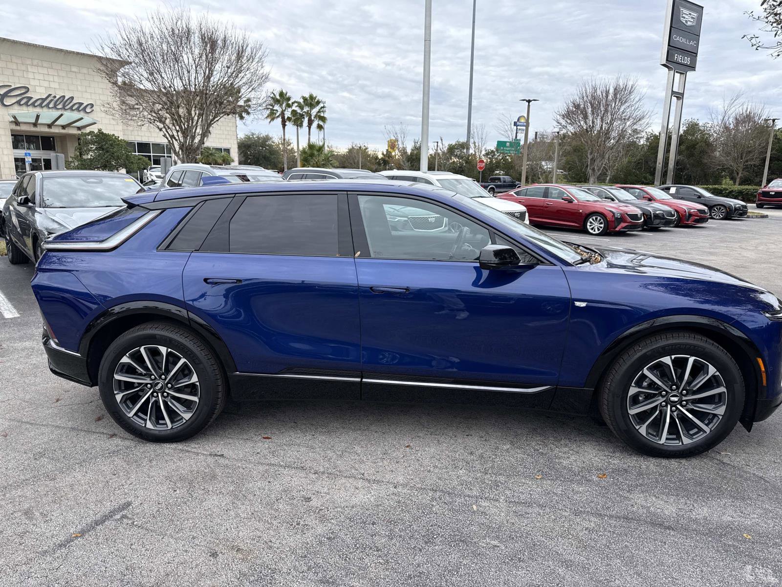 Used 2025 Cadillac Lyriq Sport image 4