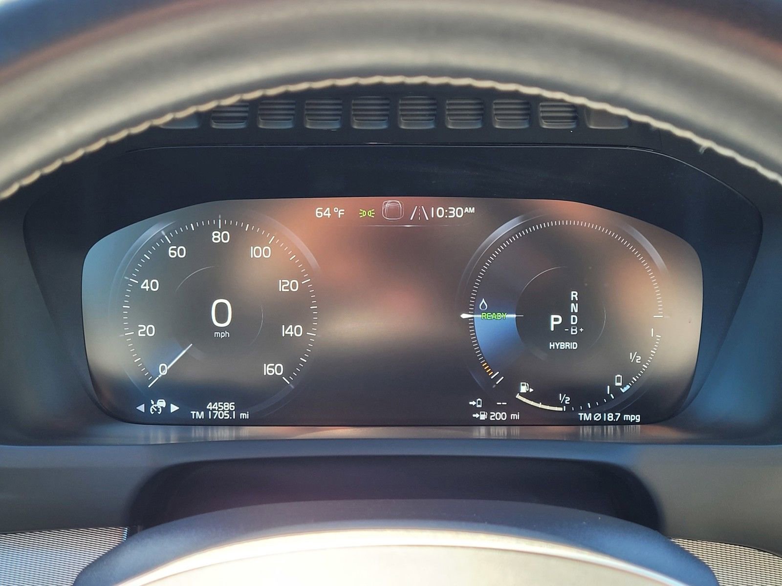 Used 2021 Volvo XC90 T8 R-Design w/ Advanced Package image 18