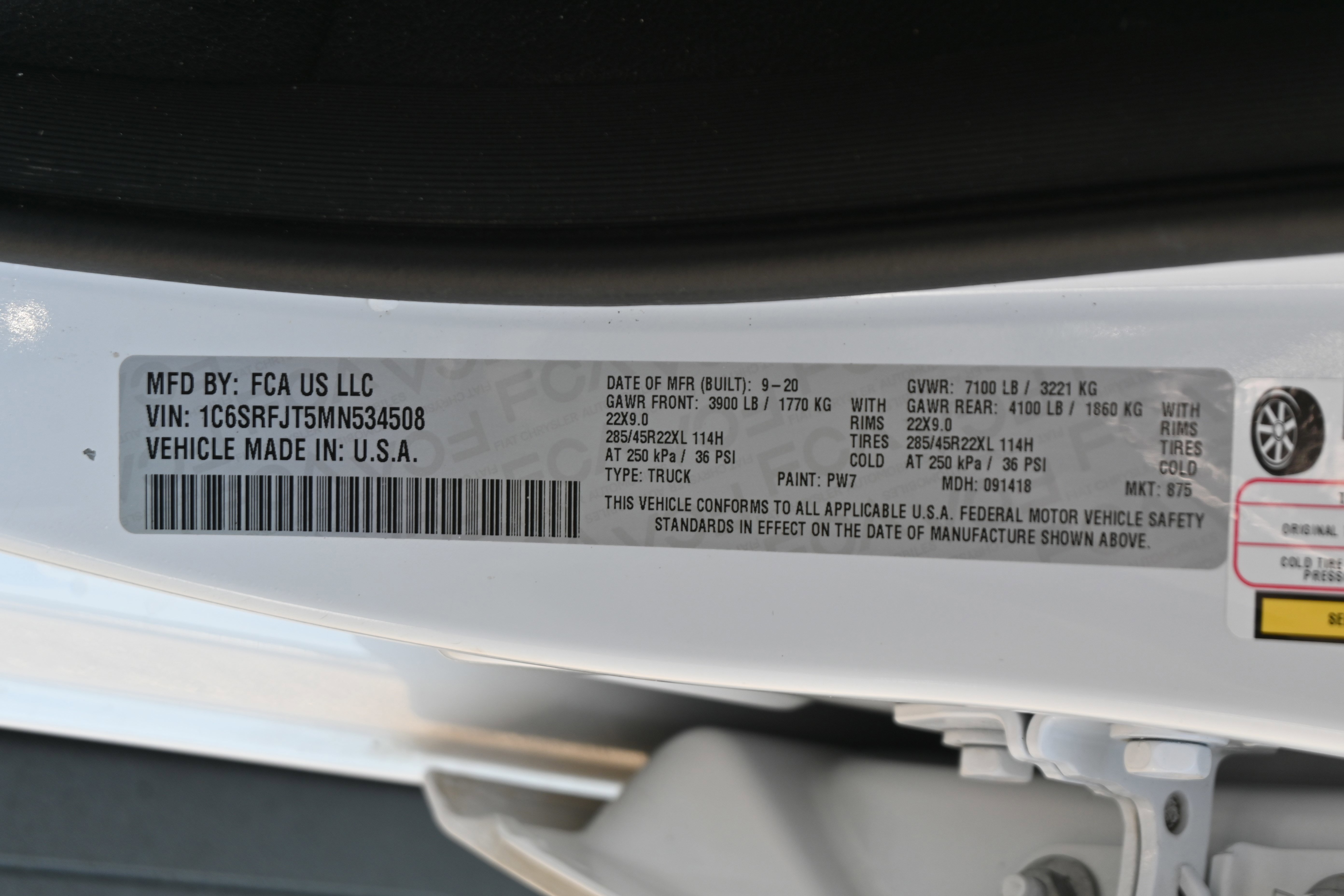 Used 2021 RAM 1500 Laramie AWD/4WD image 34