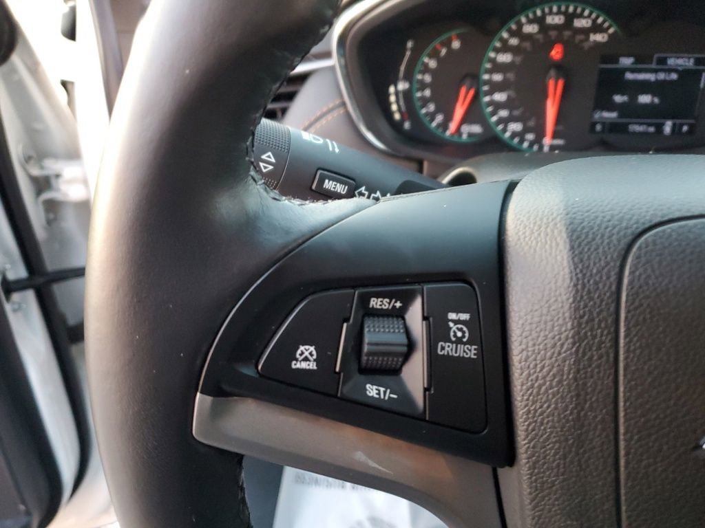 Used 2019 Chevrolet Trax LT w/ LT Convenience Package image 17