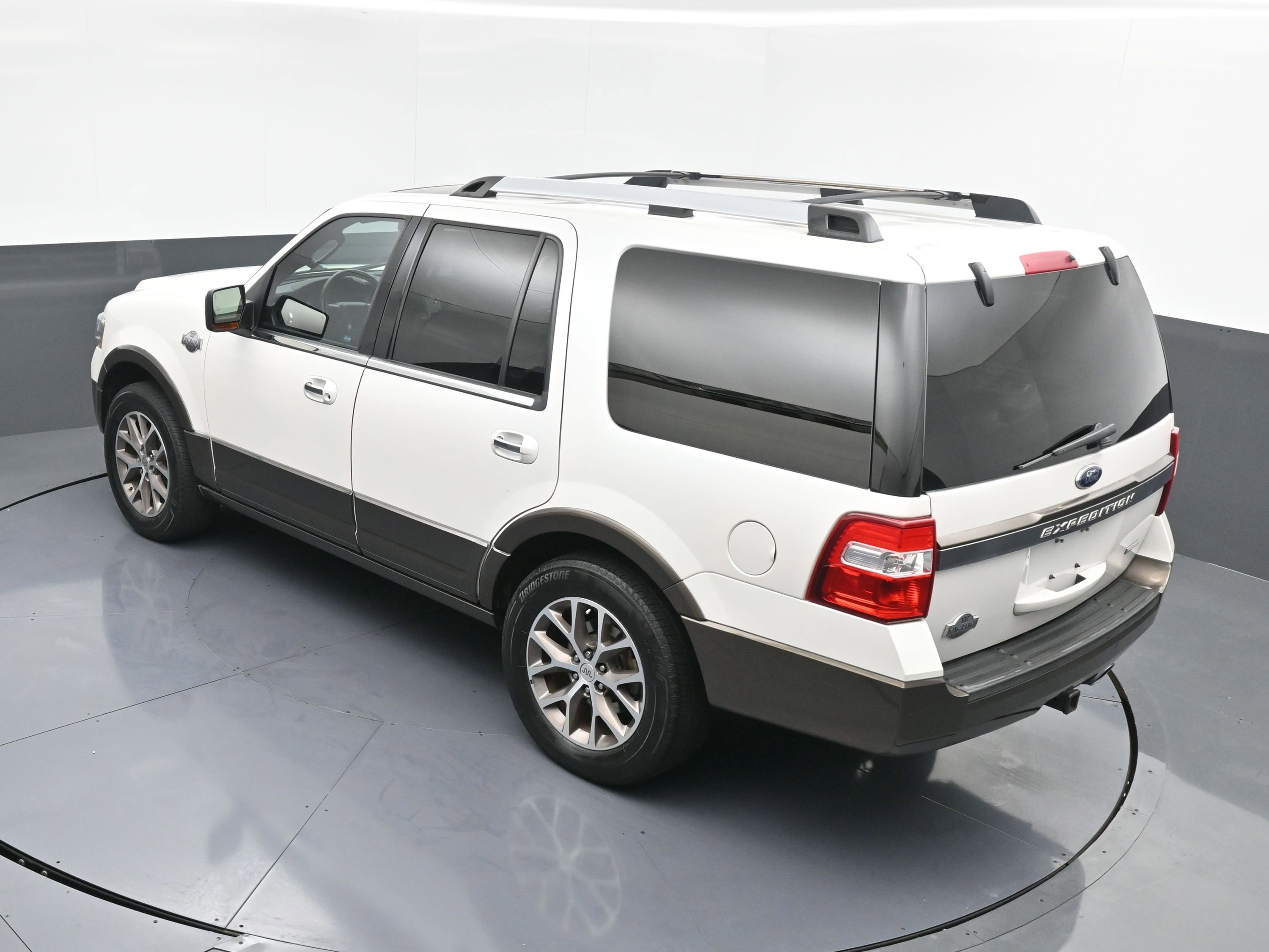 Used 2016 Ford Expedition King Ranch image 39