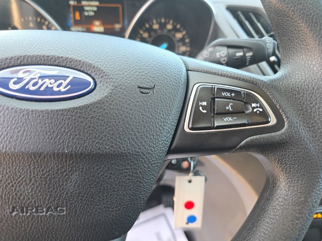 Used 2018 Ford Escape SE image 12