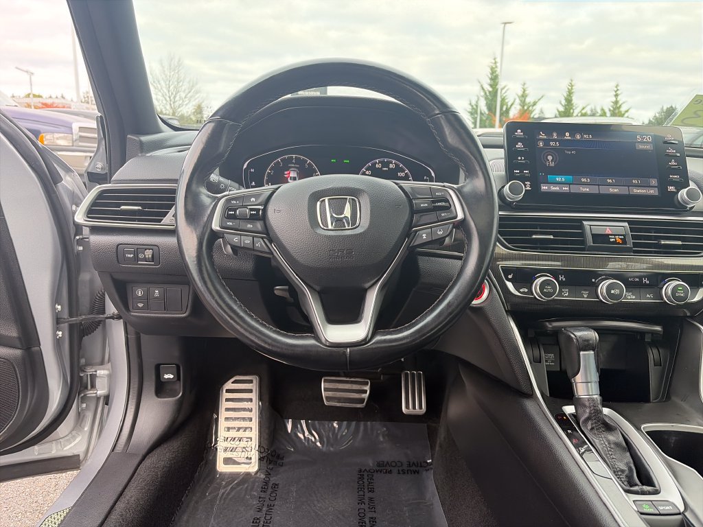 Used 2018 Honda Accord Sport image 15