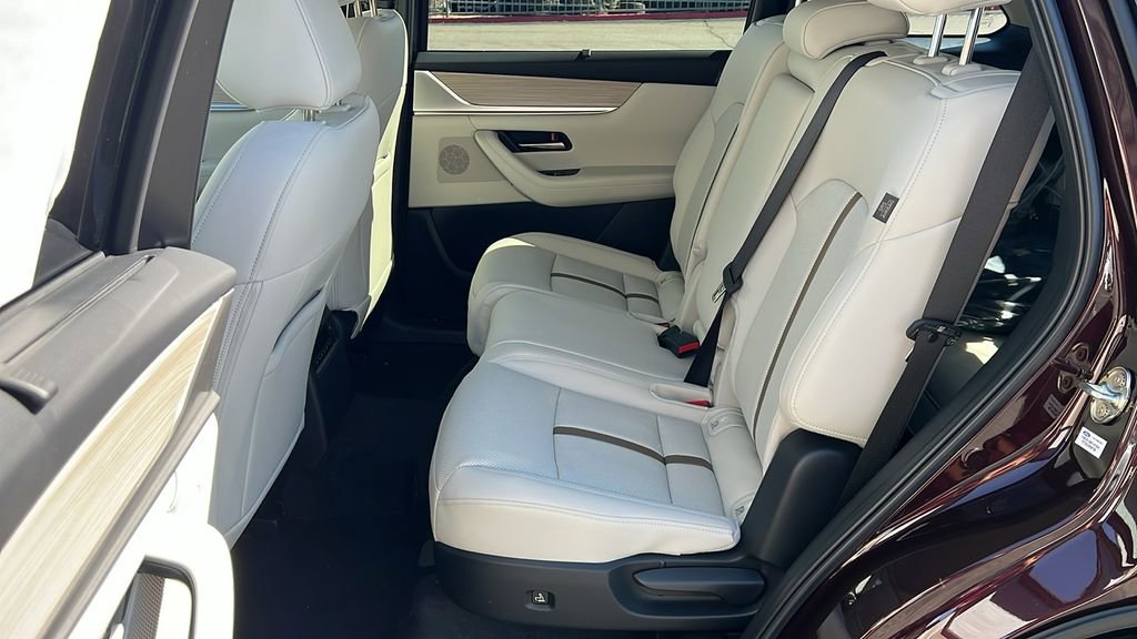 New 2026 MAZDA CX-90 Plug-In Hybrid w/ Premium Plus image 11