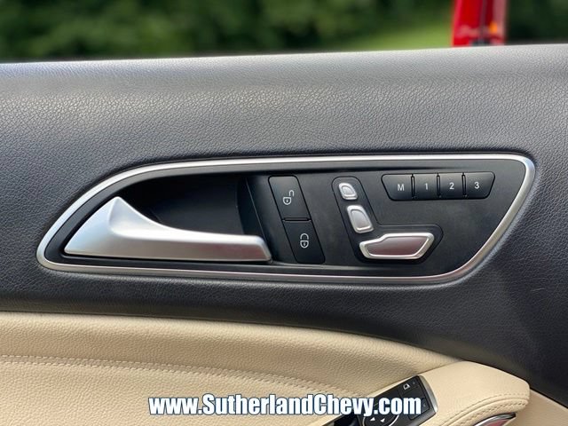 Used 2020 Mercedes-Benz GLA 250 4MATIC image 16