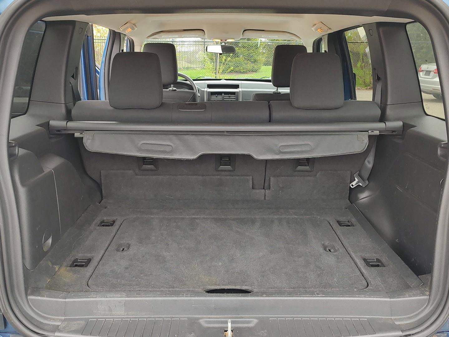 Used 2009 Jeep Liberty Sport w/ Popular Equipment Group AWD/4WD image 11