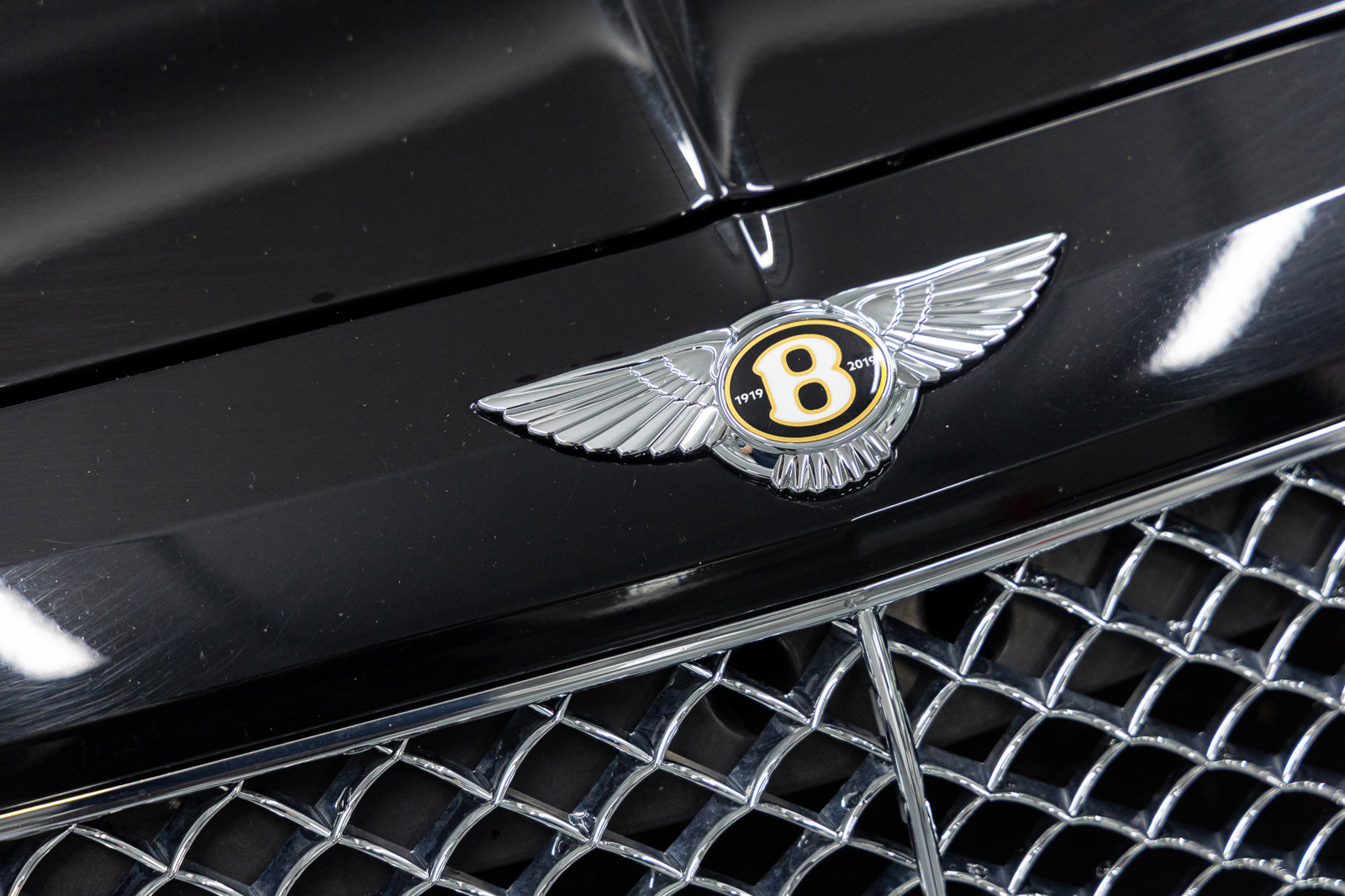 Used 2020 Bentley Bentayga image 8