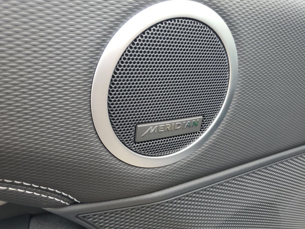New 2026 Land Rover Discovery Dynamic SE AWD/4WD image 9