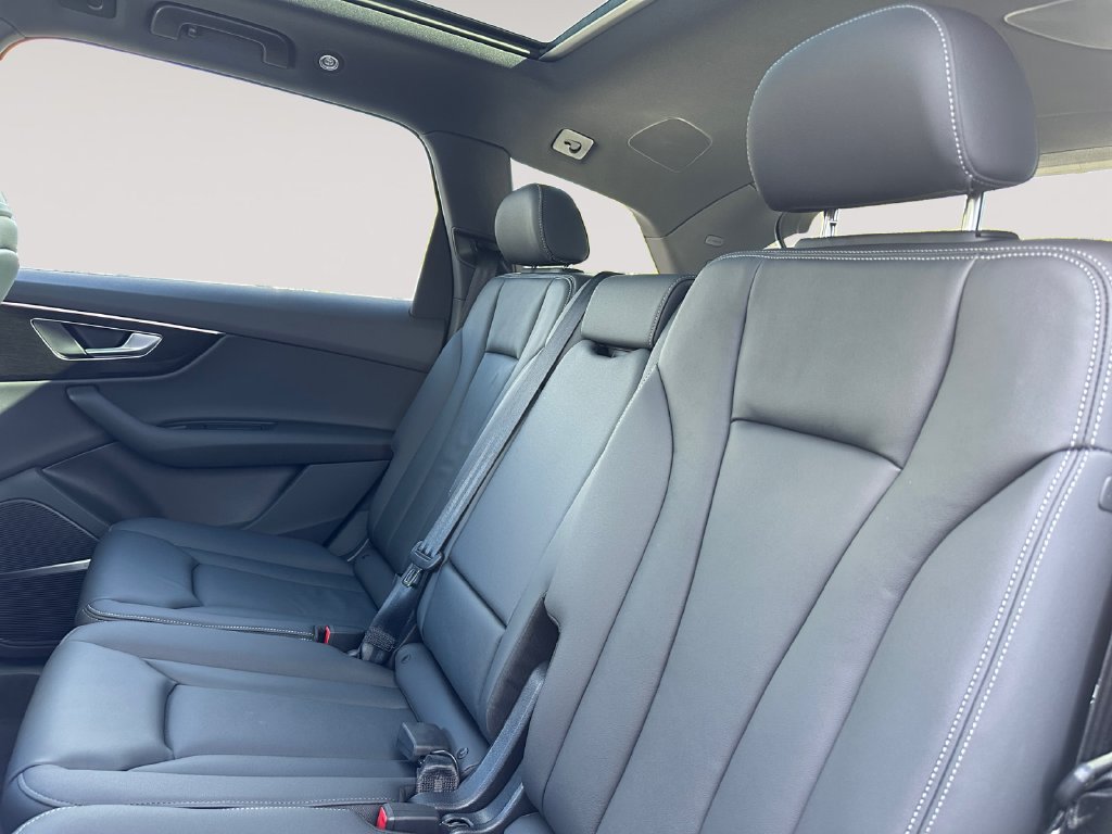 New 2026 Audi Q7 2.0T Premium AWD/4WD image 13