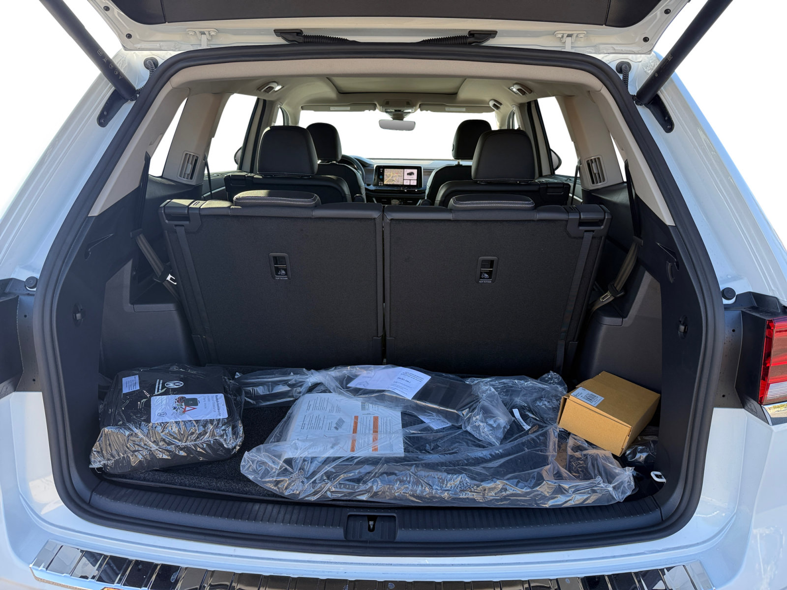 New 2026 Volkswagen Atlas SEL AWD/4WD image 17