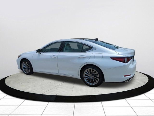 Certified 2024 Lexus ES 350 w/ Technology Package FWD image 6