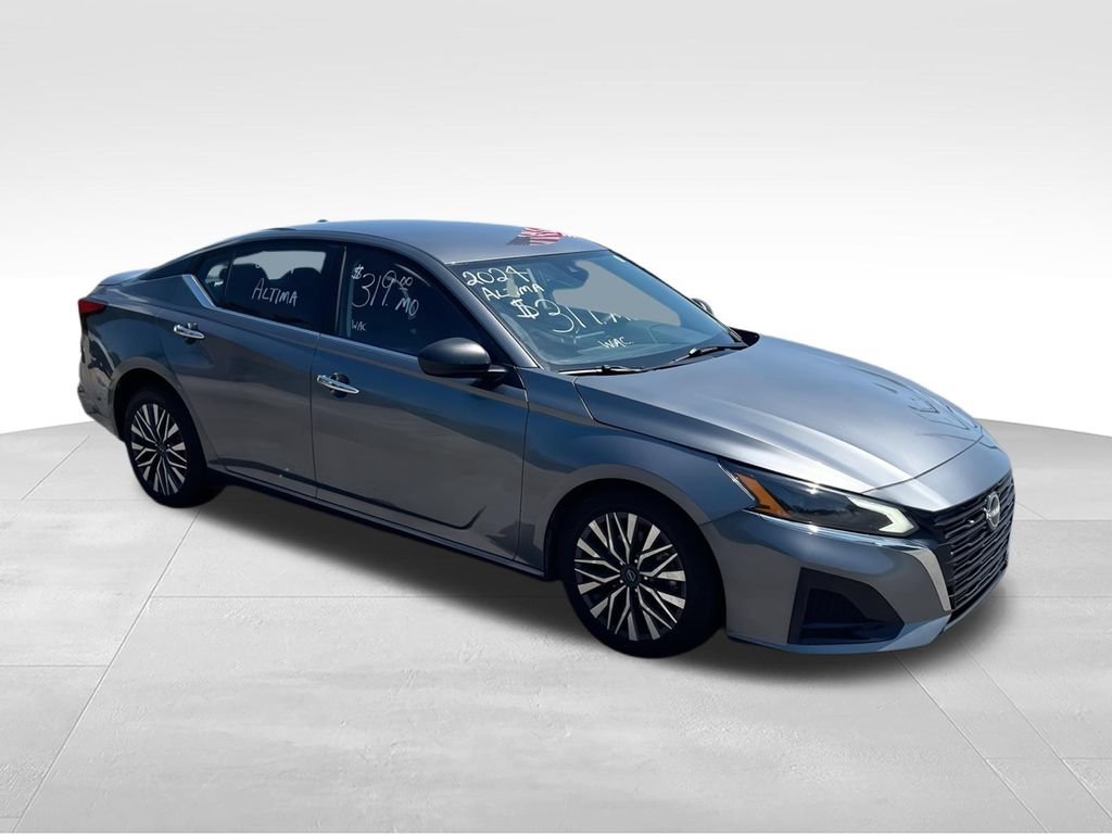 Used 2024 Nissan Altima 2.5 SV FWD video 2