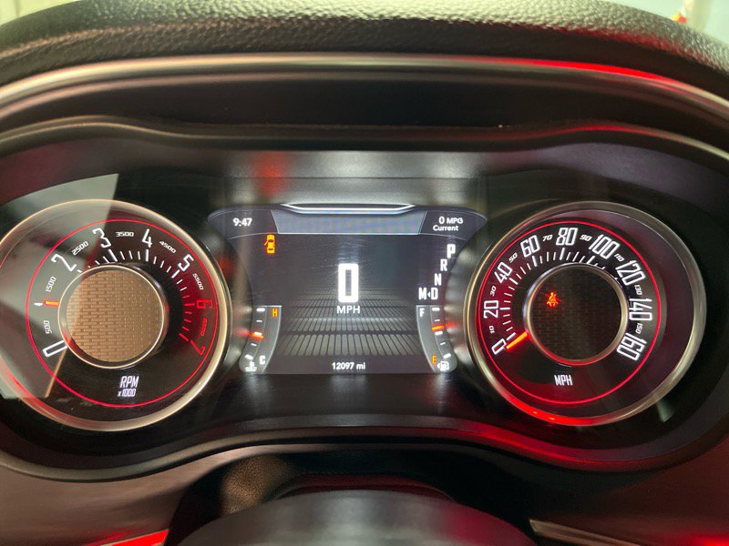 Used 2015 Dodge Challenger R/T w/ Quick Order Package 28B R/T image 31