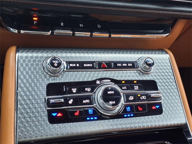 Used 2022 Lincoln Aviator Black Label image 22