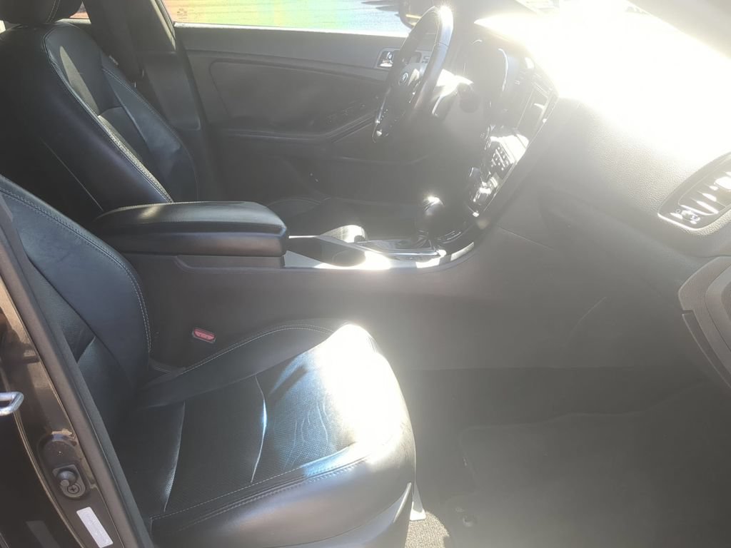 Used 2013 Kia Optima SX w/ Chrome Limited Pkg FWD image 30