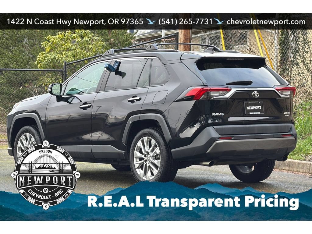 Used 2021 Toyota RAV4 Limited AWD/4WD image 6