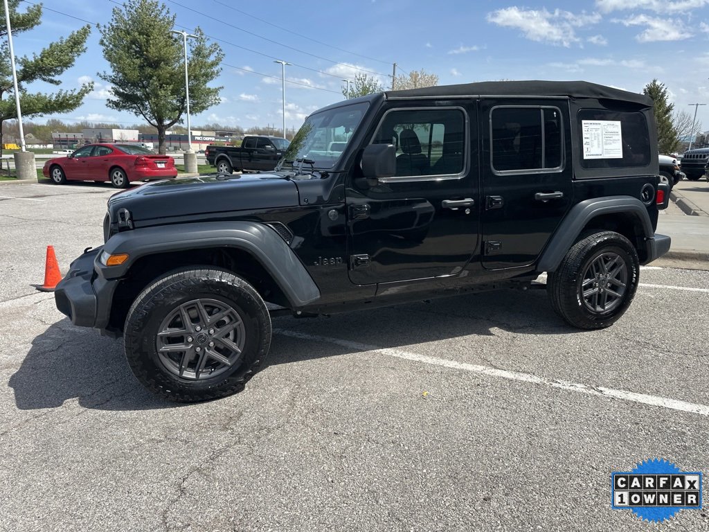 Used 2024 Jeep Wrangler Sport S image 14